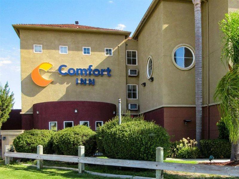 Comfort Inn Lathrop Stockton Airport Экстерьер фото