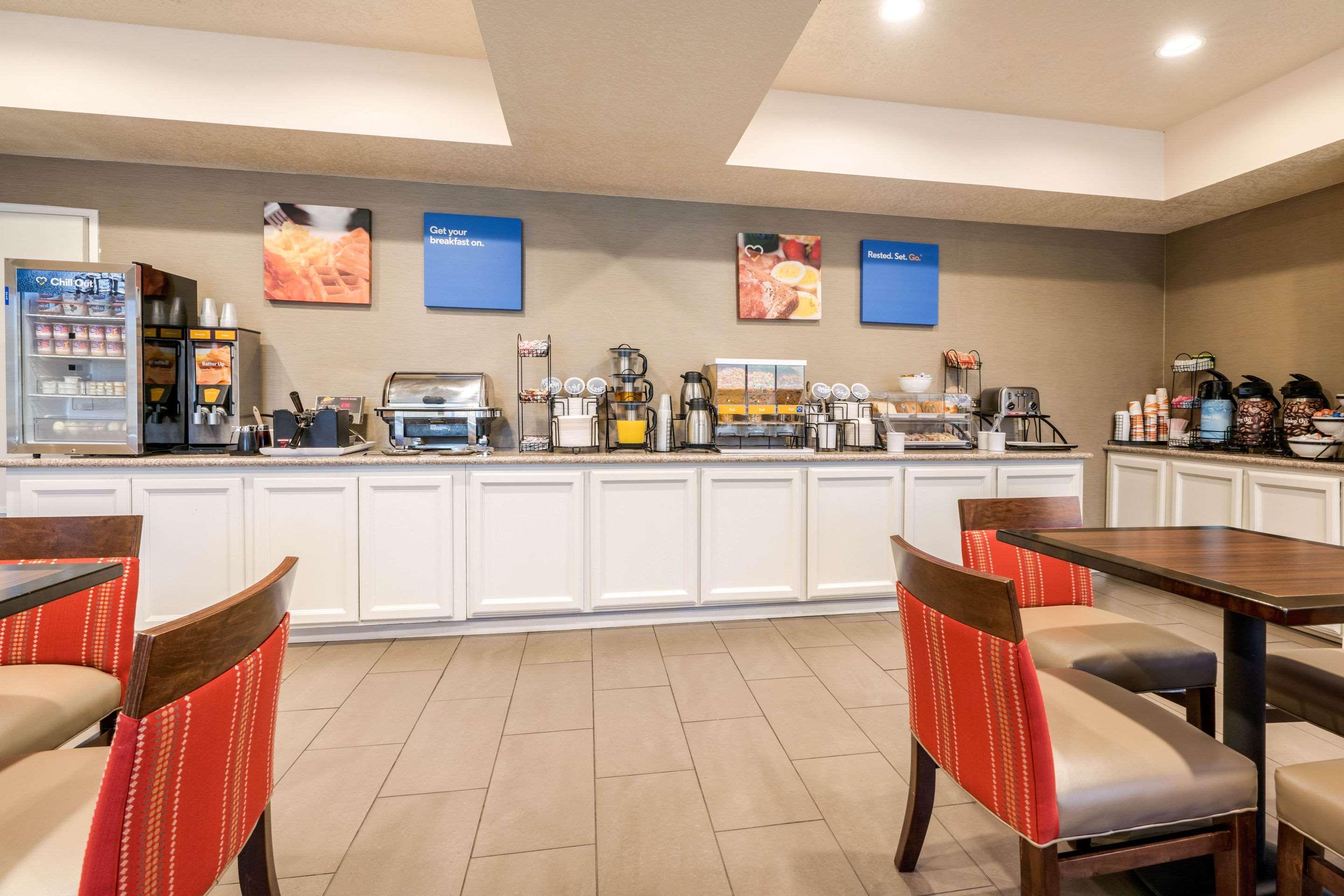 Comfort Inn Lathrop Stockton Airport Экстерьер фото