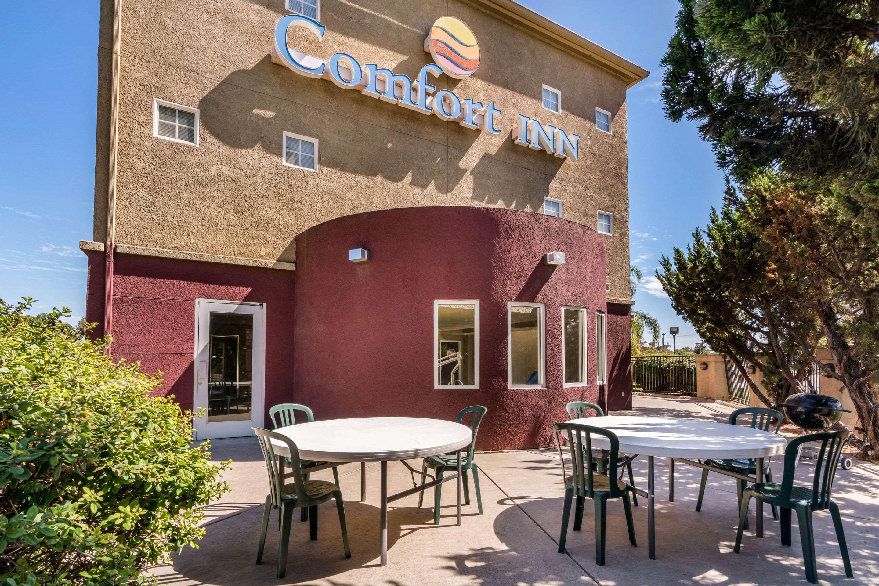 Comfort Inn Lathrop Stockton Airport Экстерьер фото