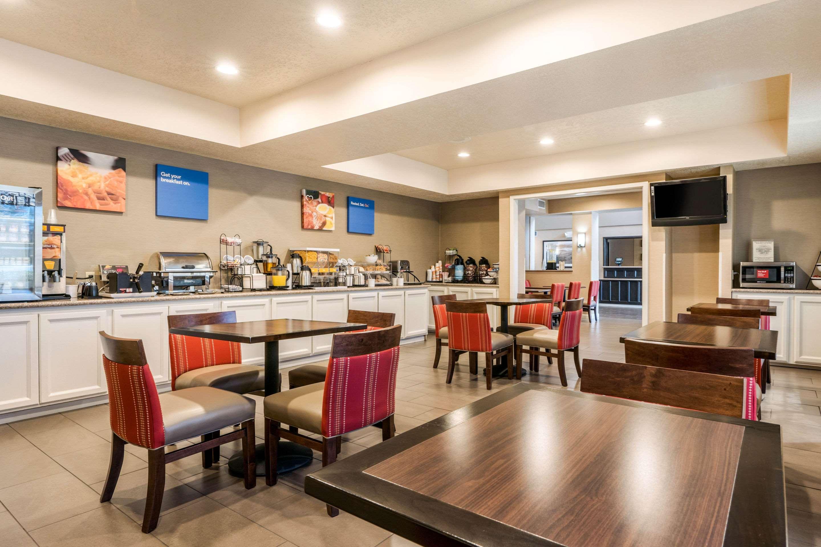 Comfort Inn Lathrop Stockton Airport Экстерьер фото
