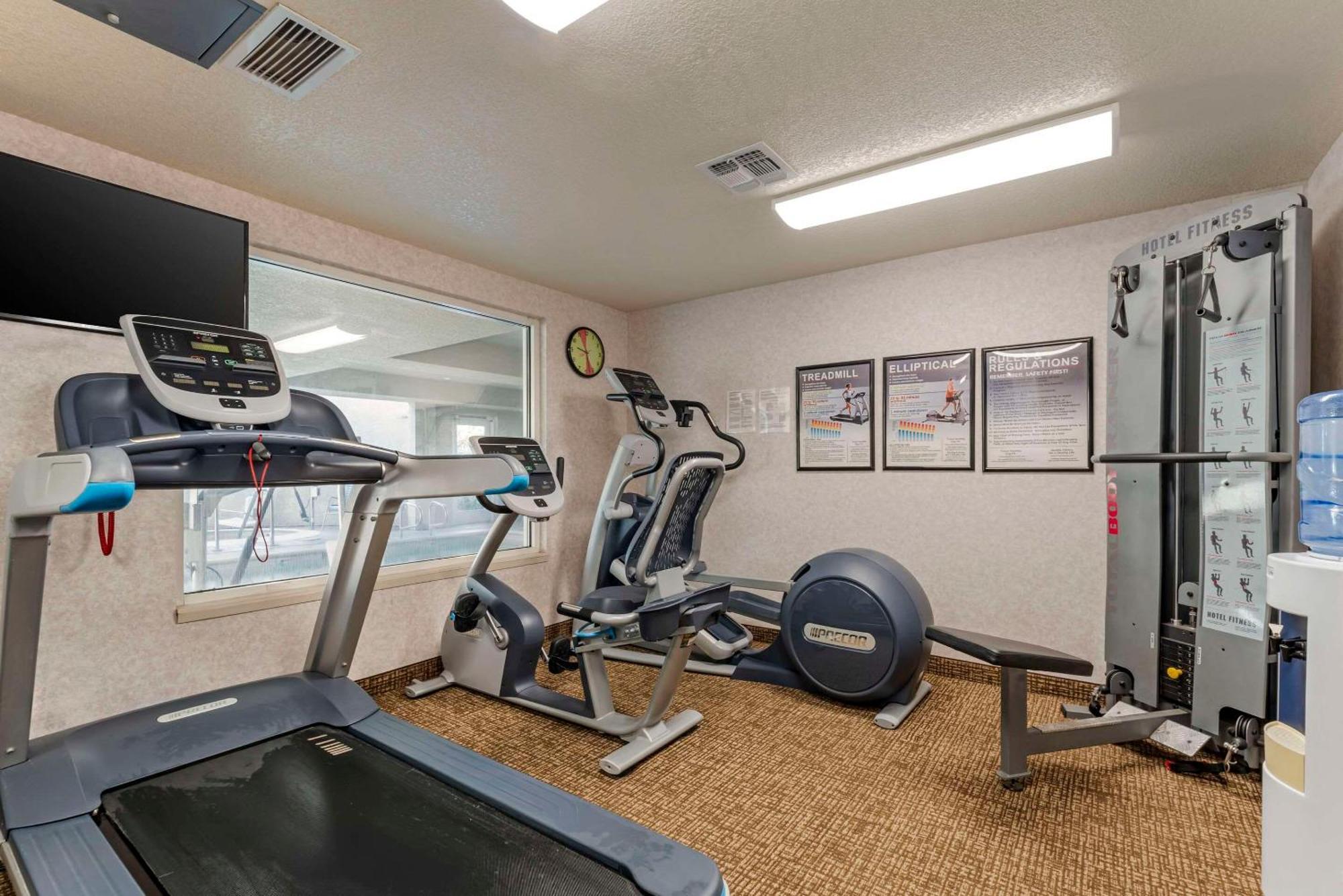 Comfort Inn Lathrop Stockton Airport Экстерьер фото